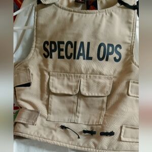 TJX Youth Play Vest size 7/8